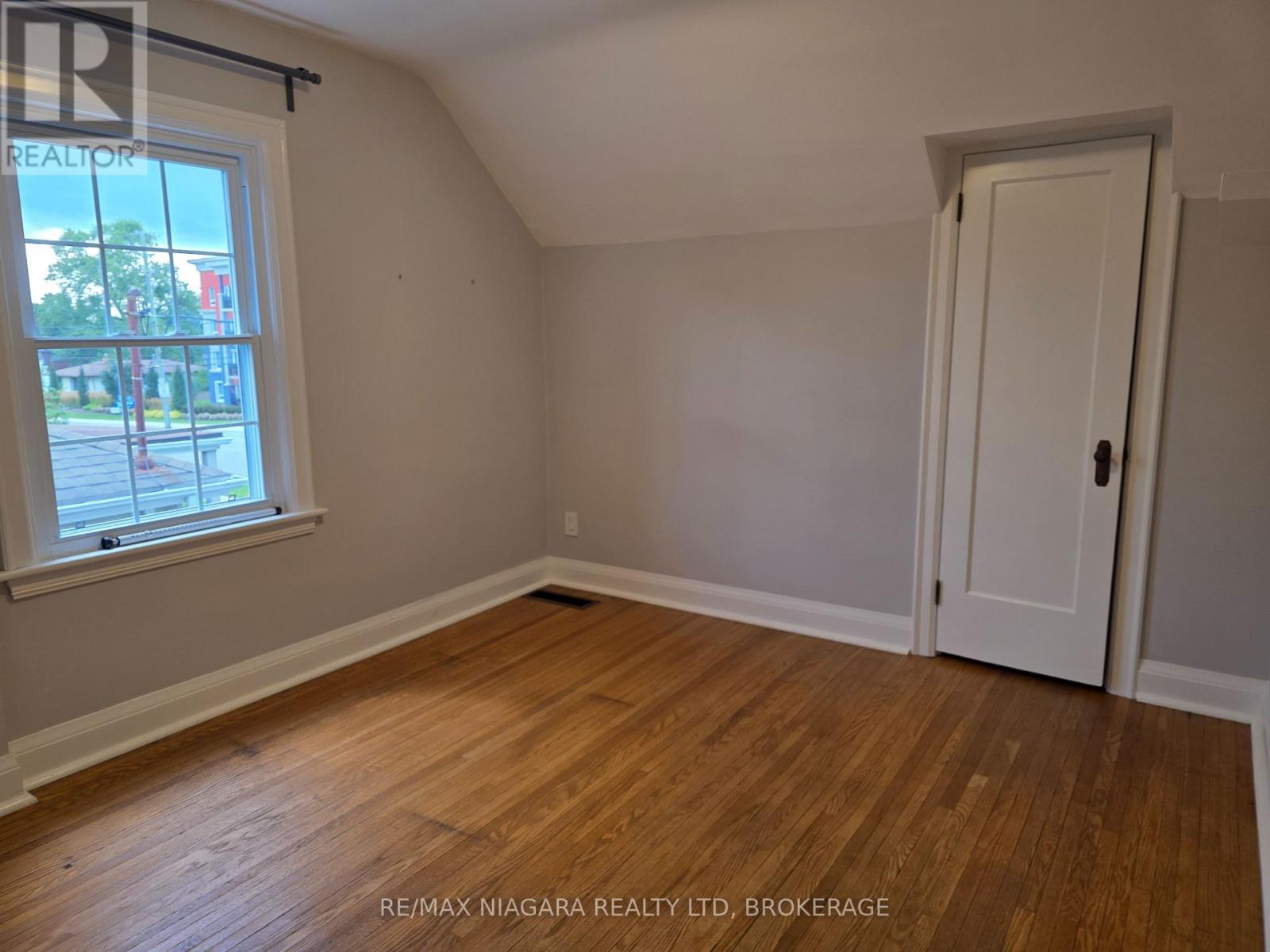 5944 Dorchester Road, Niagara Falls, Ontario  L2G 5S9 - Photo 26 - X13724626