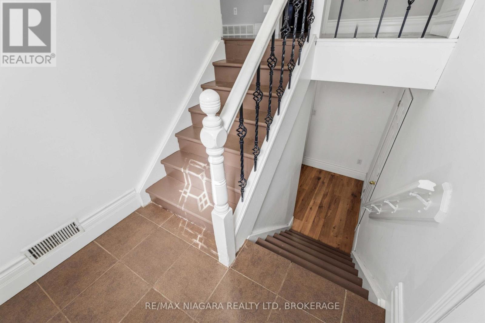 60 Brant Avenue, Welland, Ontario  L3C 6C8 - Photo 4 - X13726630