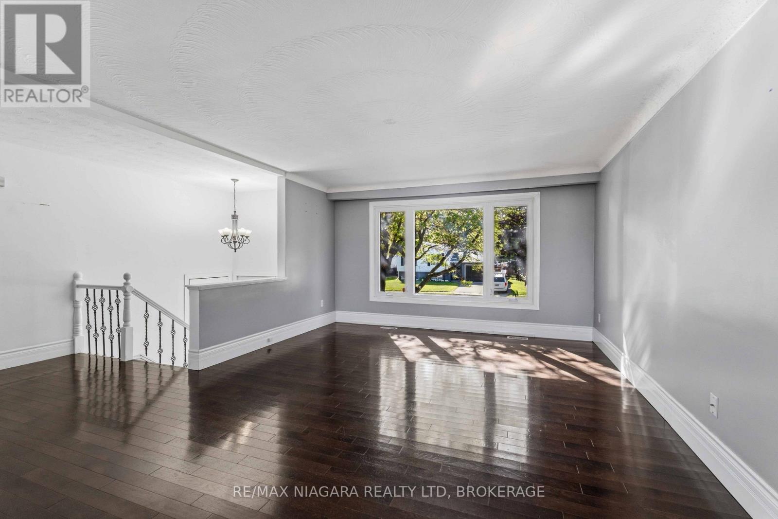 60 Brant Avenue, Welland, Ontario  L3C 6C8 - Photo 7 - X13726630