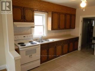 366 Crowland Avenue, Welland, Ontario  L3B 1X7 - Photo 4 - X13726648