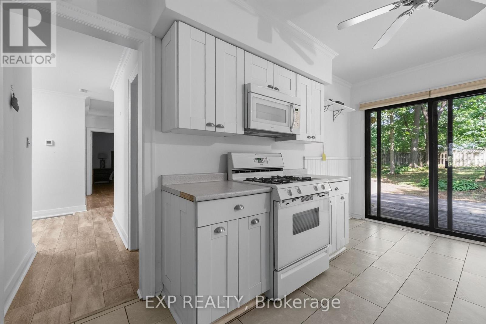 564 Prospect Point Road N, Fort Erie, Ontario  L0S 1N0 - Photo 14 - X13726992