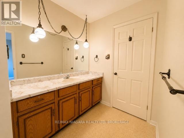 2781 Mercury Avenue, Niagara Falls, Ontario  L2J 3X8 - Photo 7 - X13727470