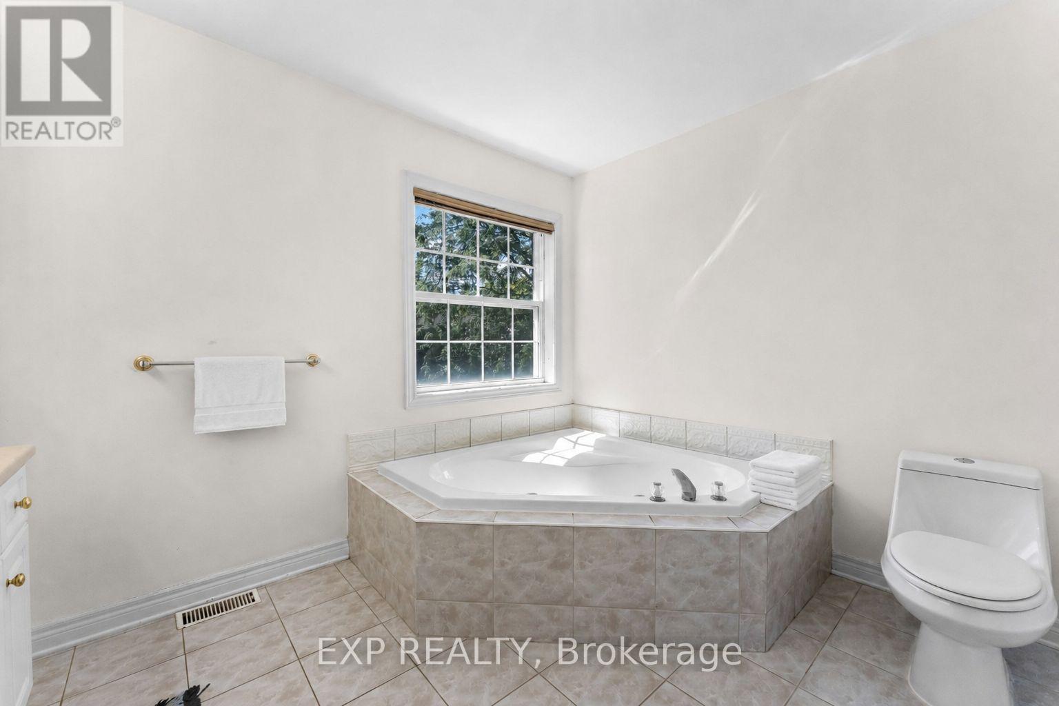 120 Redwood Court, Welland, Ontario  L3C 7C4 - Photo 18 - X13727592