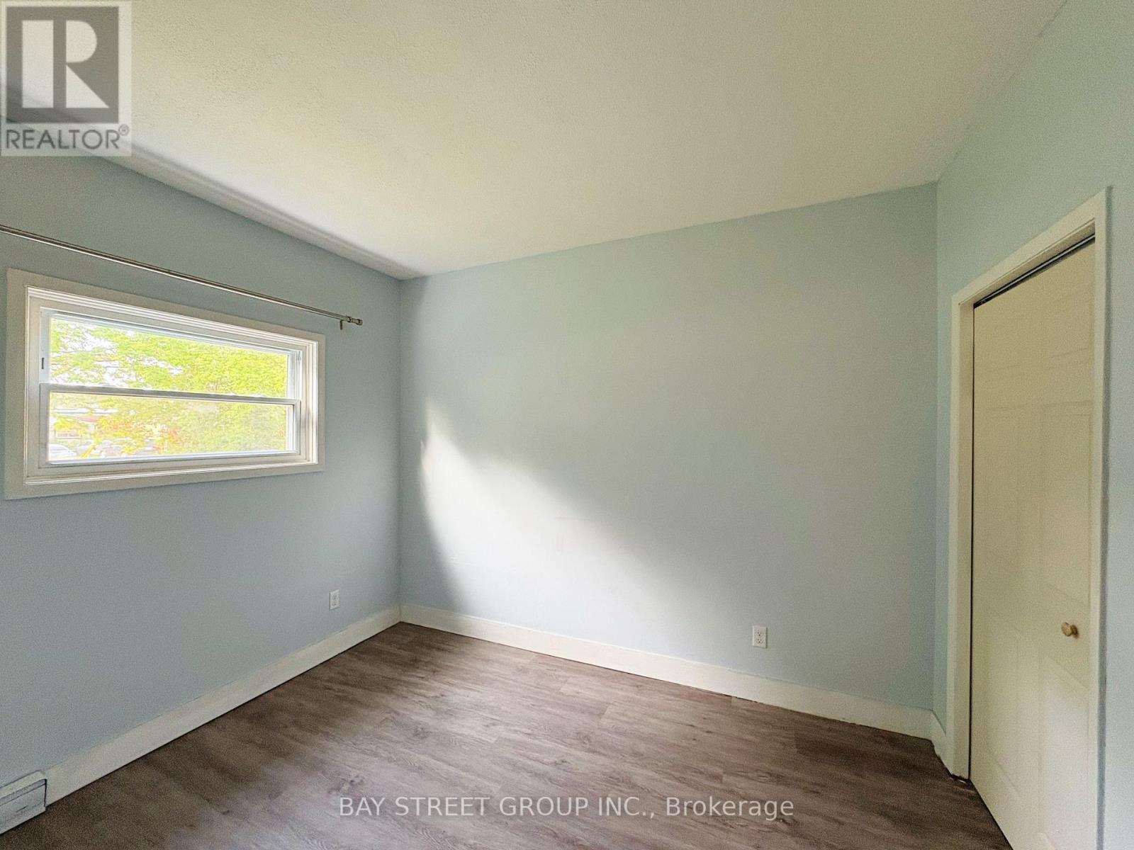 Back - 70 Courtwright Street, Fort Erie, Ontario  L2A 2R7 - Photo 3 - X13727958