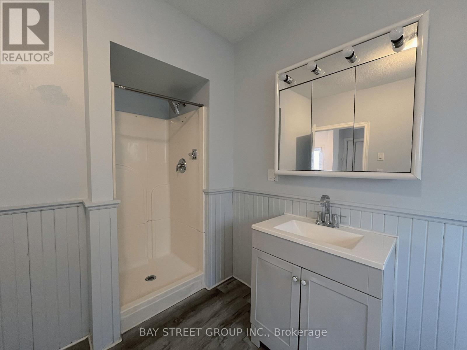 Back - 70 Courtwright Street, Fort Erie, Ontario  L2A 2R7 - Photo 6 - X13727958