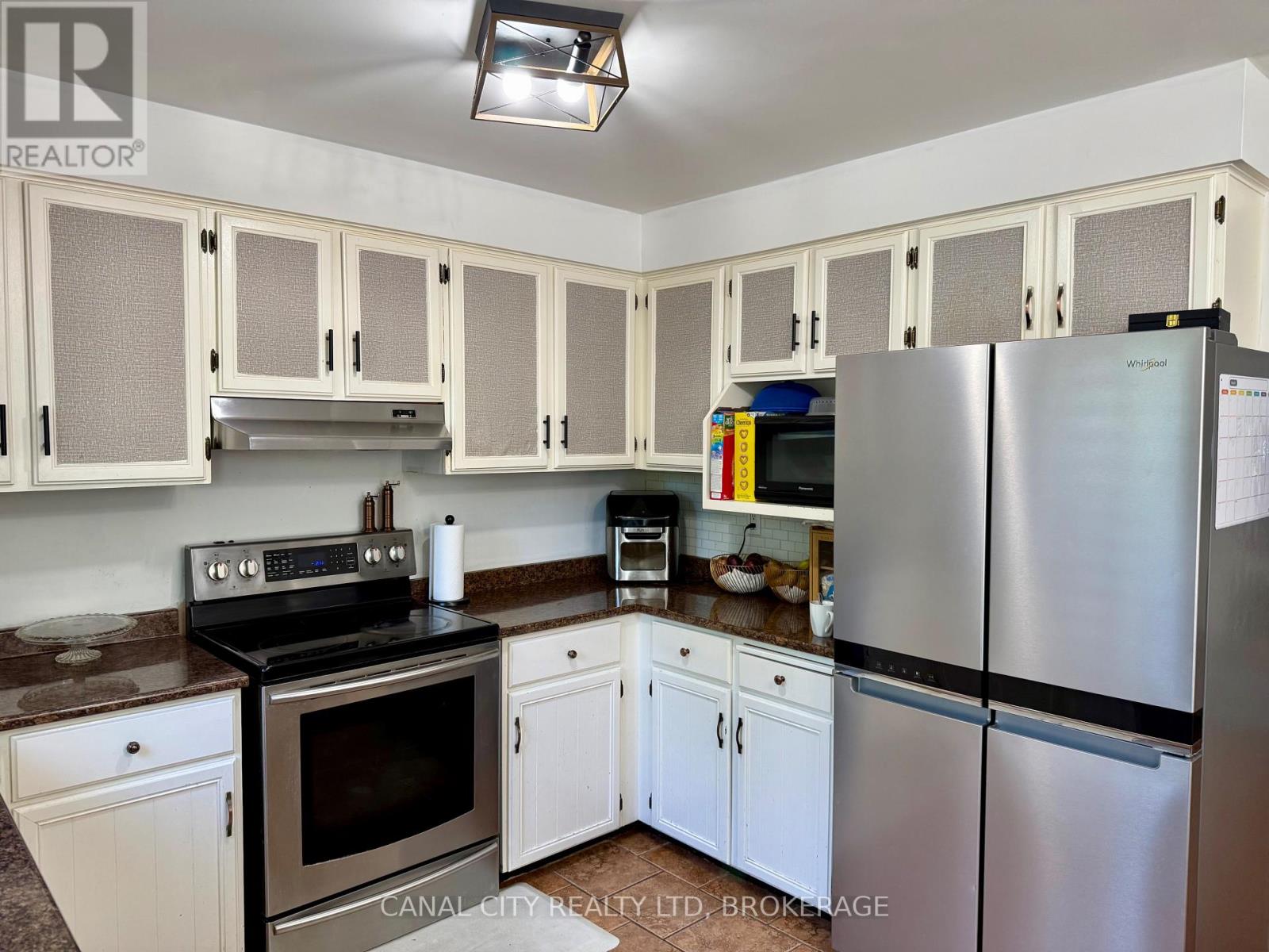29 Baxter Crescent, Thorold, Ontario  L2V 4S1 - Photo 10 - X13727992
