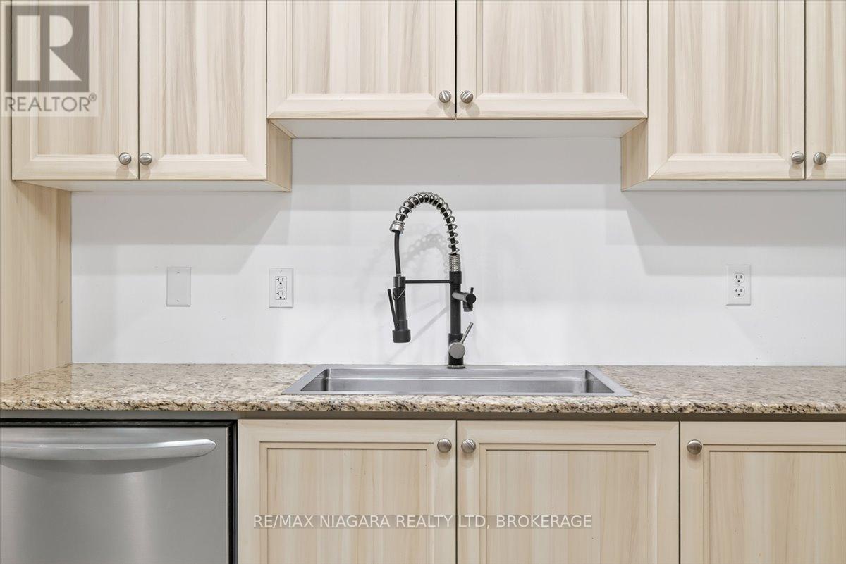 12 Fred Fisher Crescent, St. Catharines, Ontario  L2P 0A9 - Photo 13 - X13729098