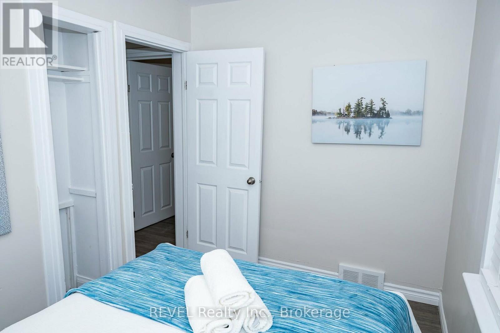 6482 Mcleod Road, Niagara Falls, Ontario  L2G 3G1 - Photo 11 - X13729328