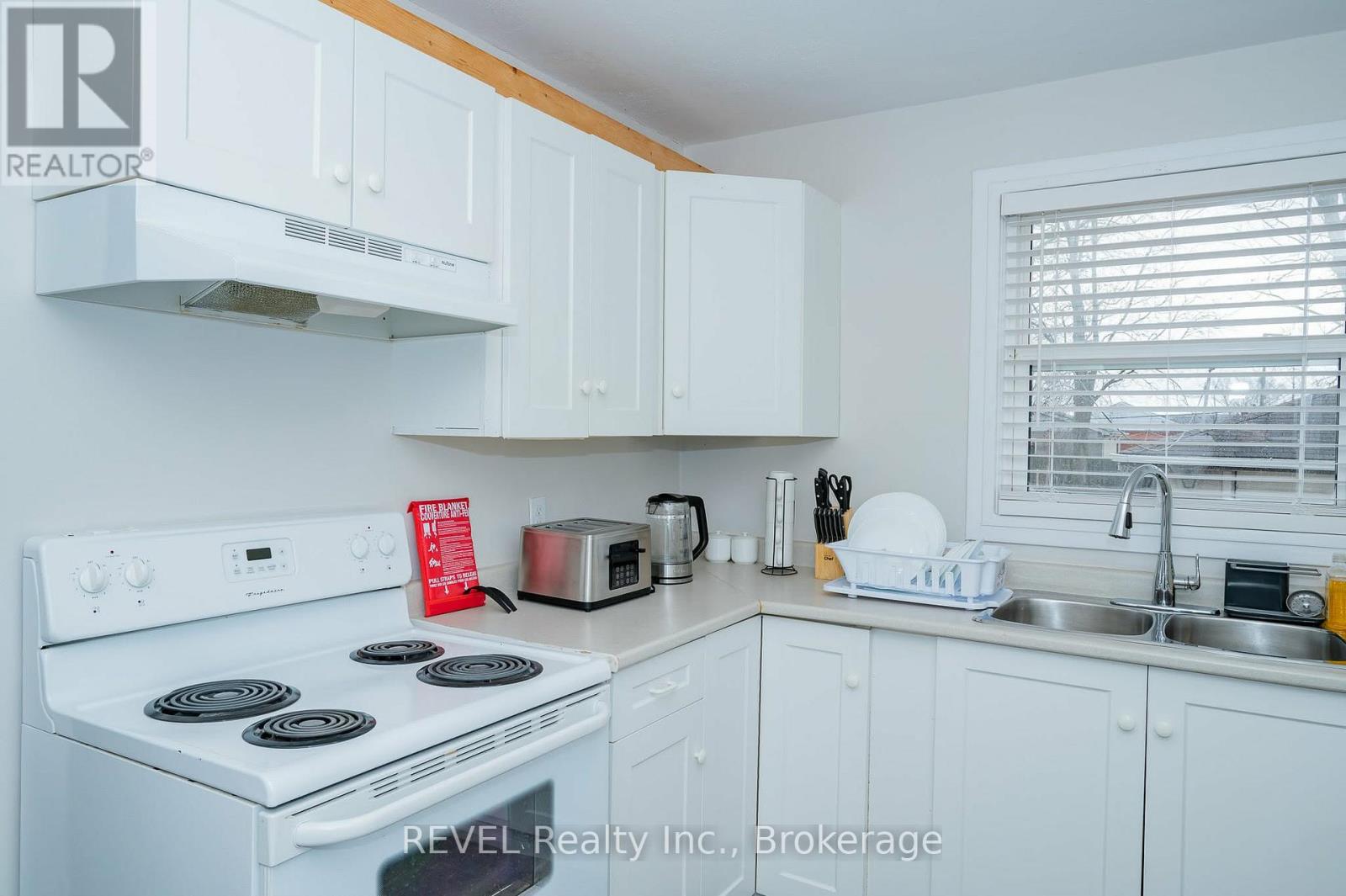 6482 Mcleod Road, Niagara Falls, Ontario  L2G 3G1 - Photo 20 - X13729328