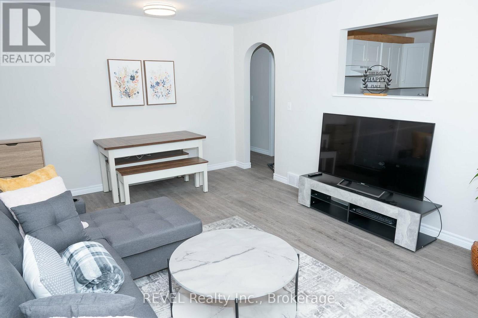 6482 Mcleod Road, Niagara Falls, Ontario  L2G 3G1 - Photo 7 - X13729328