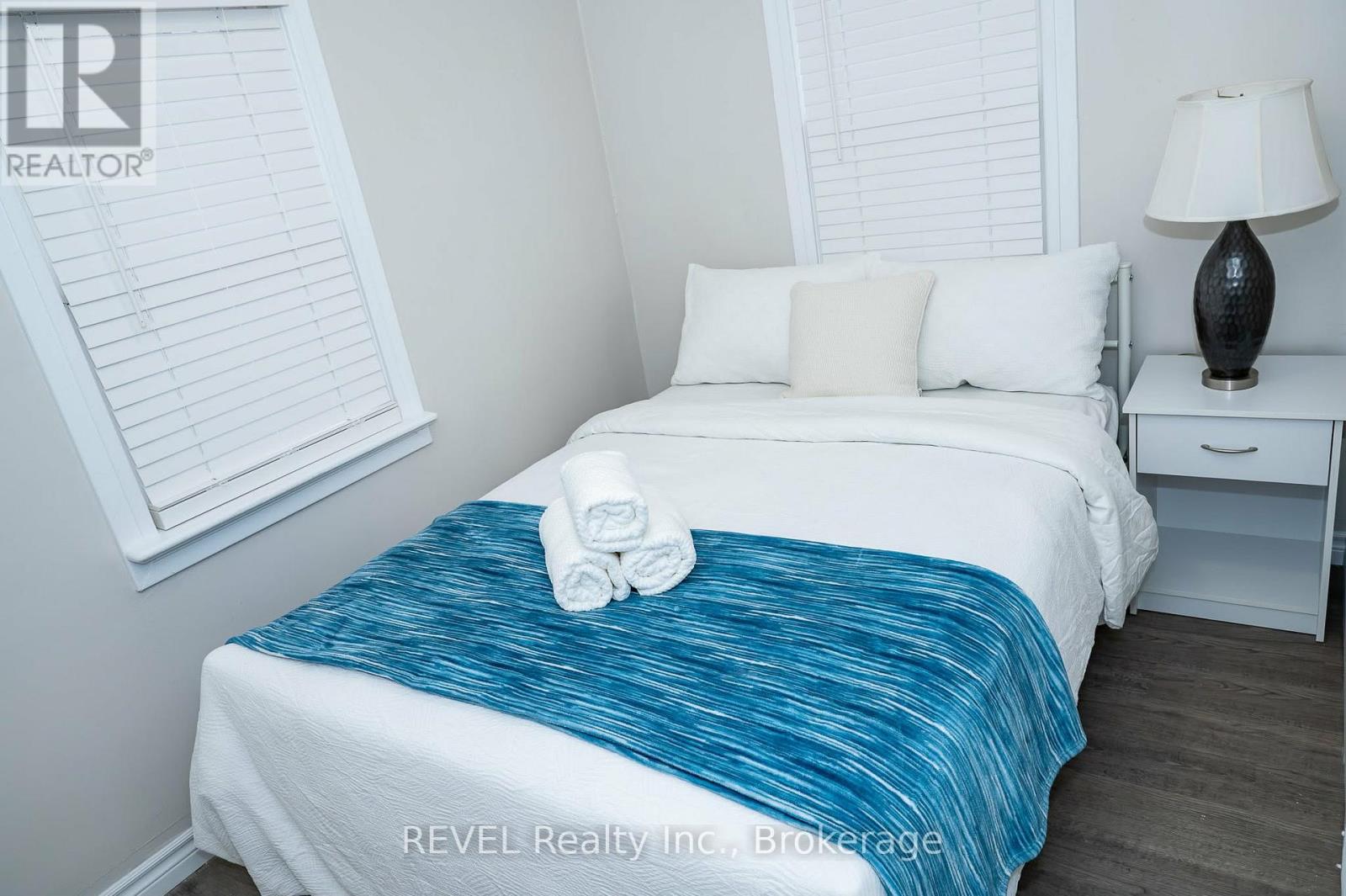 6482 Mcleod Road, Niagara Falls, Ontario  L2G 3G1 - Photo 9 - X13729328