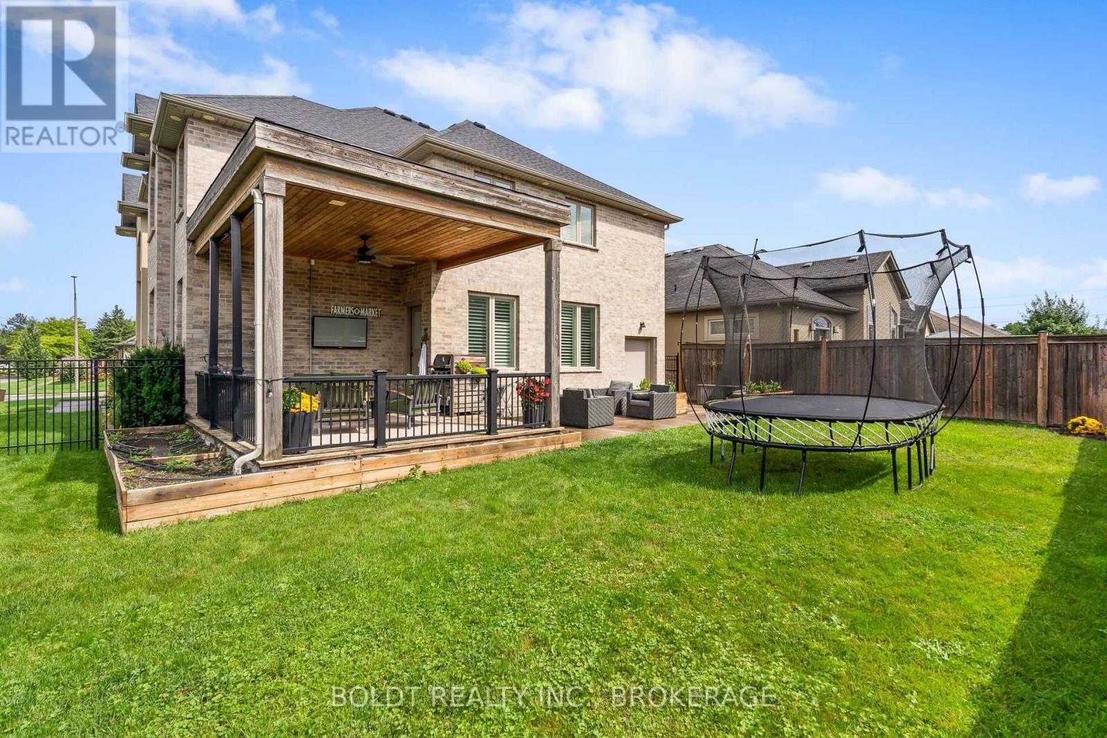 90 Videl Crescent N, St. Catharines, Ontario  L2W 0A2 - Photo 37 - X13732446
