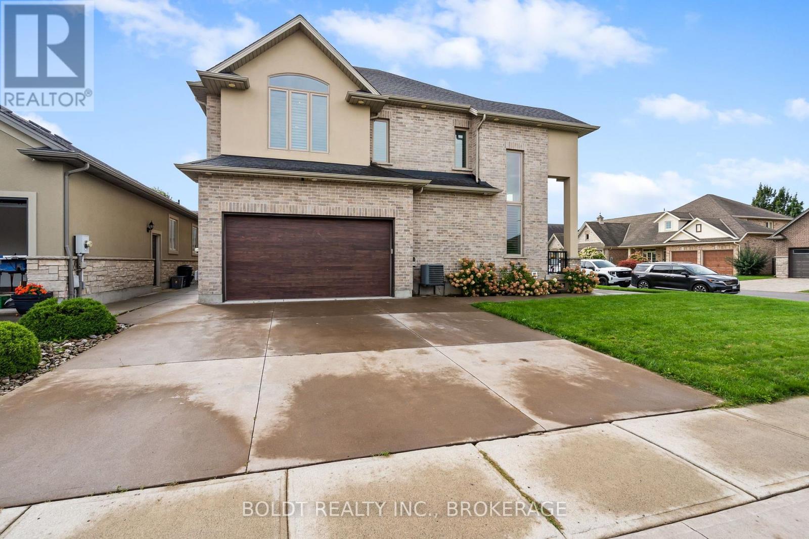 90 Videl Crescent N, St. Catharines, Ontario  L2W 0A2 - Photo 4 - X13732446