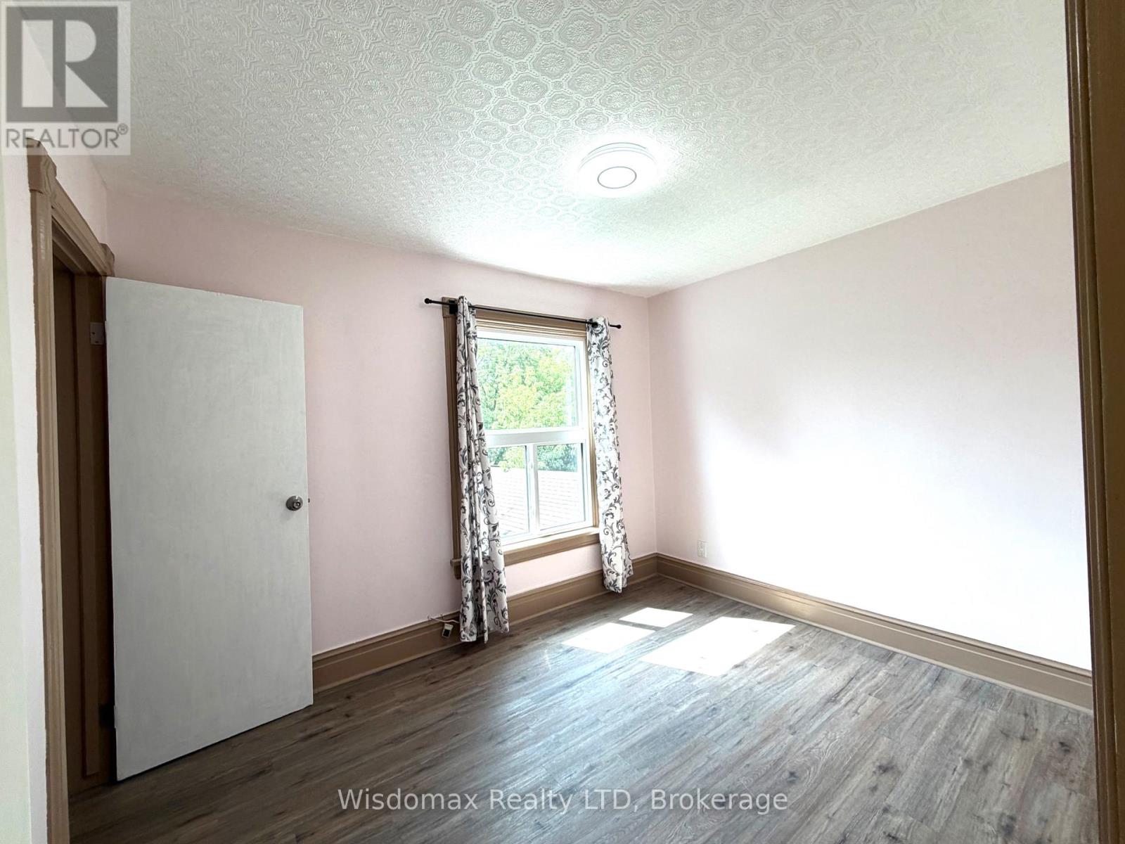 4731 Saint Lawrence Avenue, Niagara Falls, Ontario  L2E 3X8 - Photo 19 - X13733734