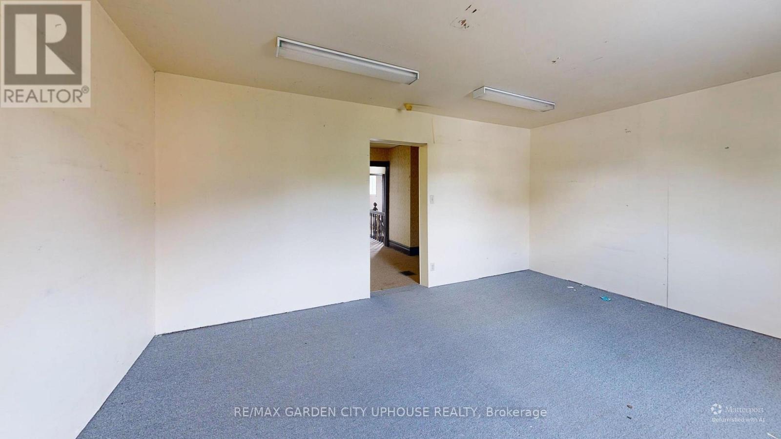71 Queen Street, St. Catharines, Ontario  L2R 5G9 - Photo 10 - X13733740
