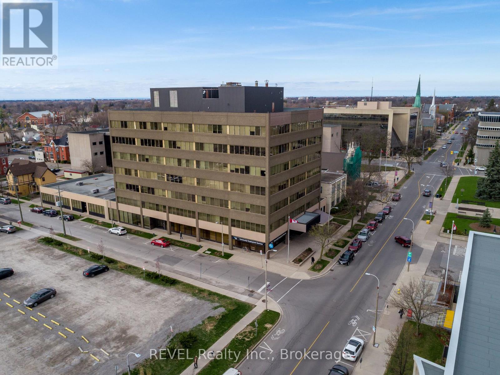 202 - 43 CHURCH STREET, St. Catharines, Ontario