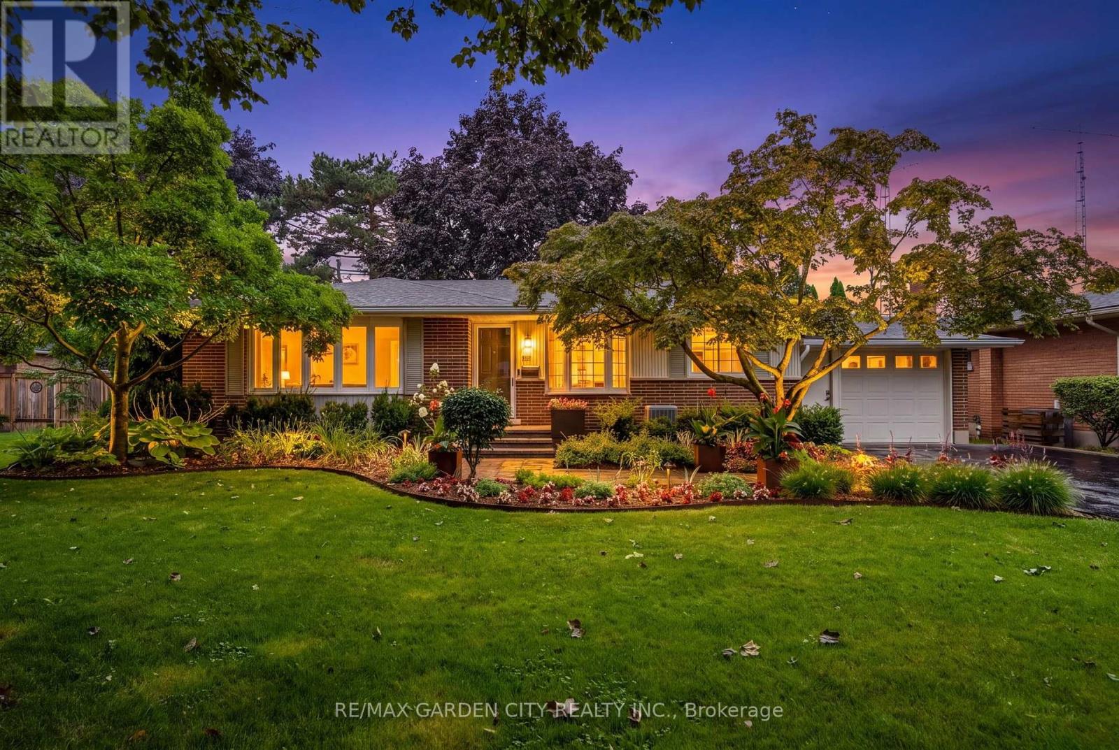 13 PRESTON DRIVE, St. Catharines, Ontario