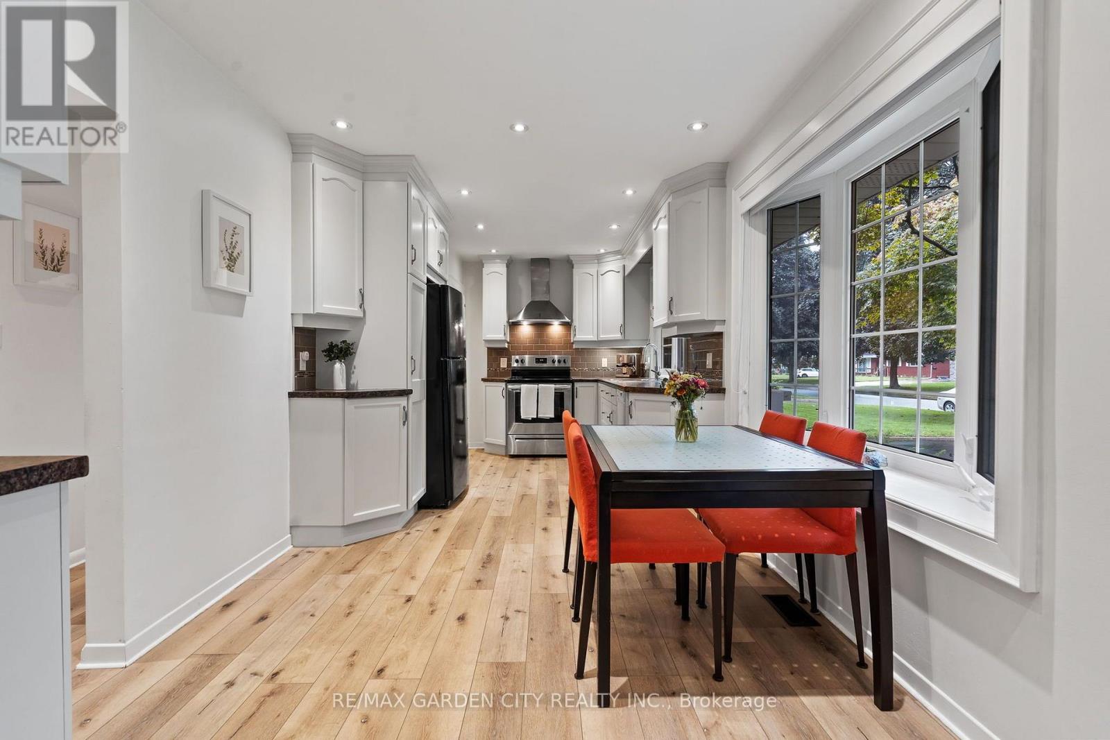 13 Preston Drive, St. Catharines, Ontario  L2M 1X4 - Photo 7 - X13735206