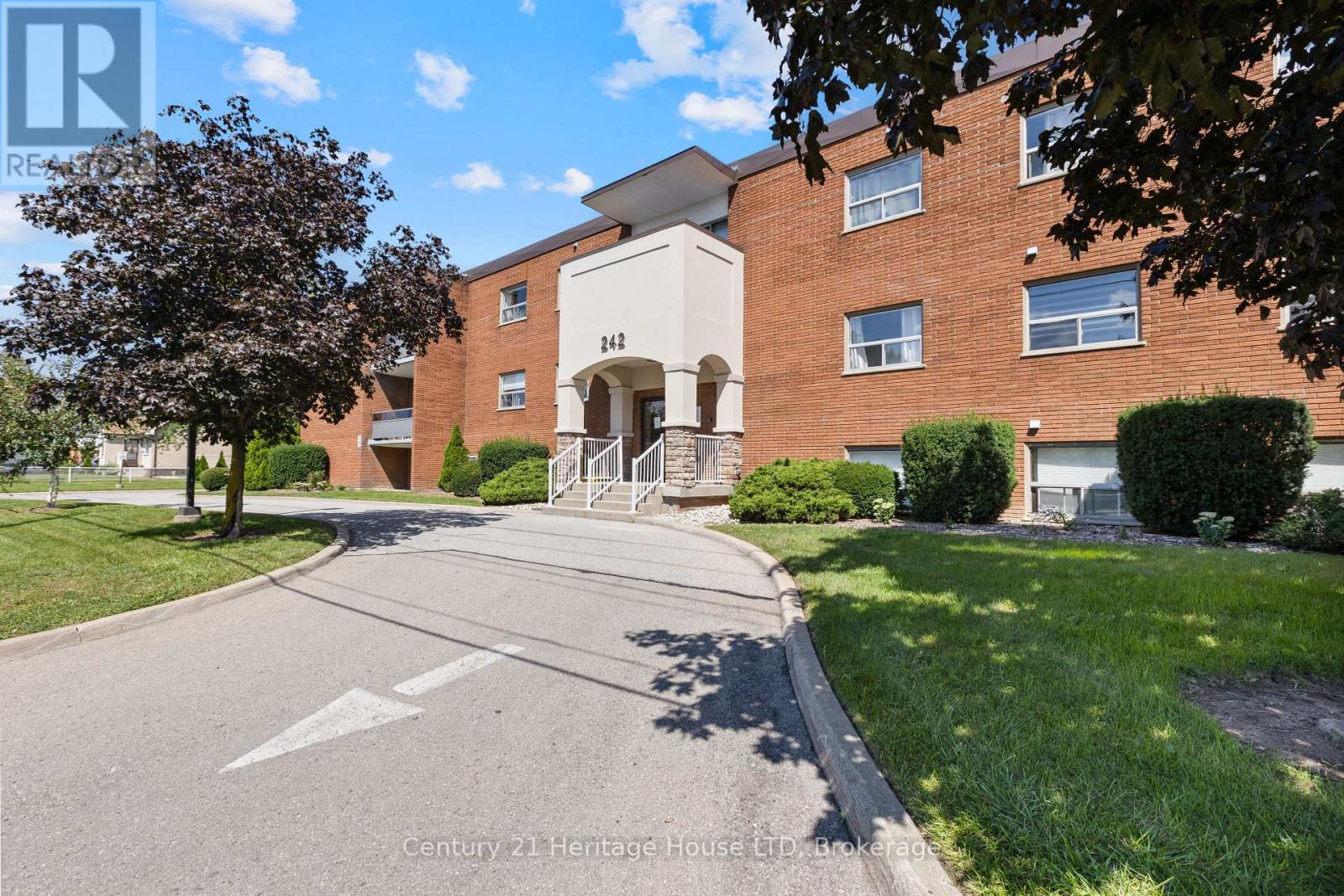 109 - 242 OAKDALE AVENUE, St. Catharines, Ontario