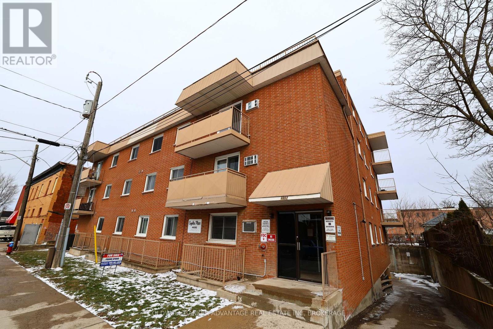 102 - 4692 Crysler Avenue, Niagara Falls, Ontario  L2E 3V8 - Photo 2 - X13735652