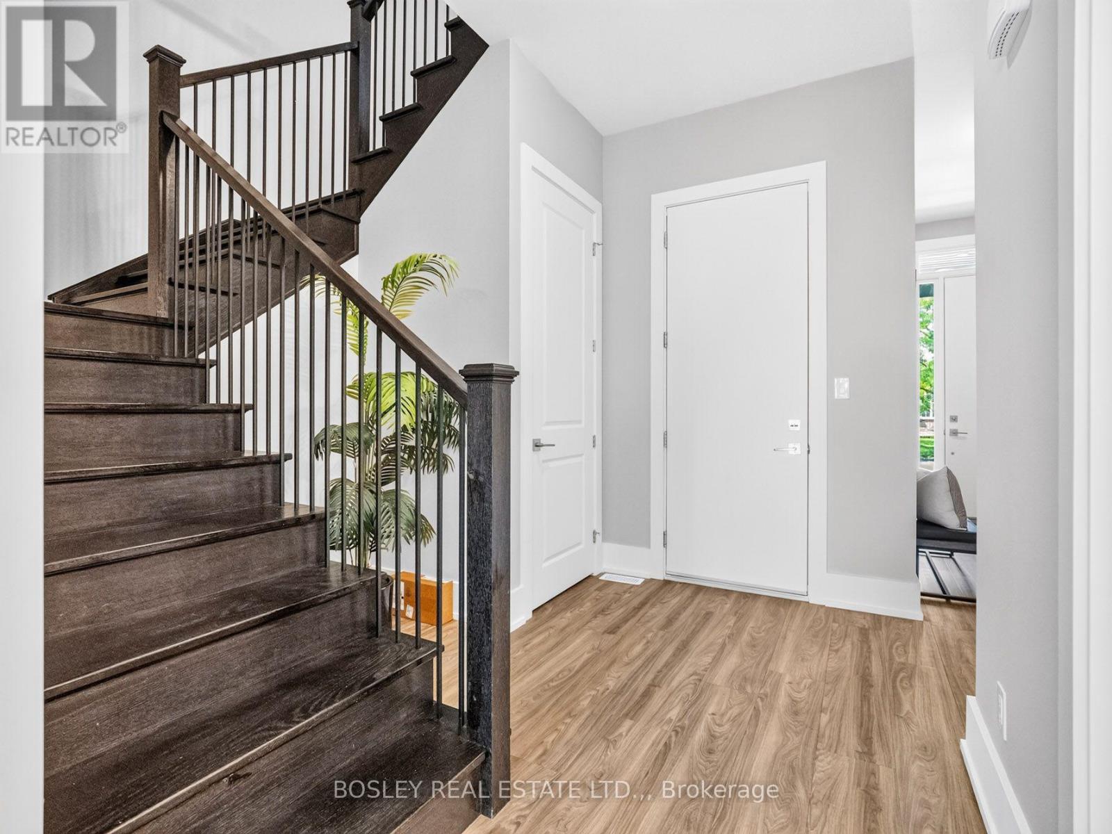 1034 Hansler Road, Welland, Ontario  L3C 7M5 - Photo 5 - X13736078
