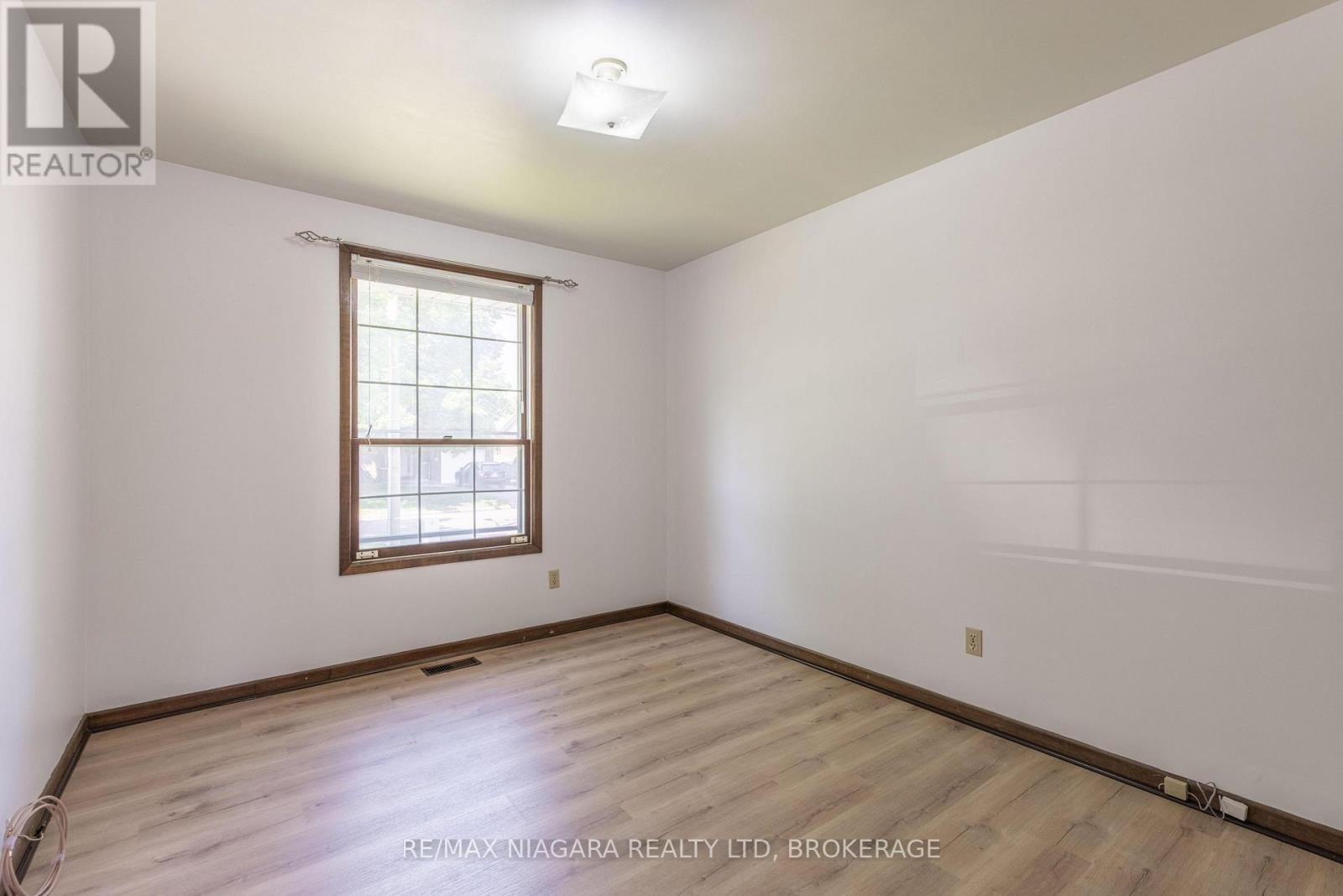29 Granada Drive, St. Catharines, Ontario  L2N 2S4 - Photo 13 - X13736254