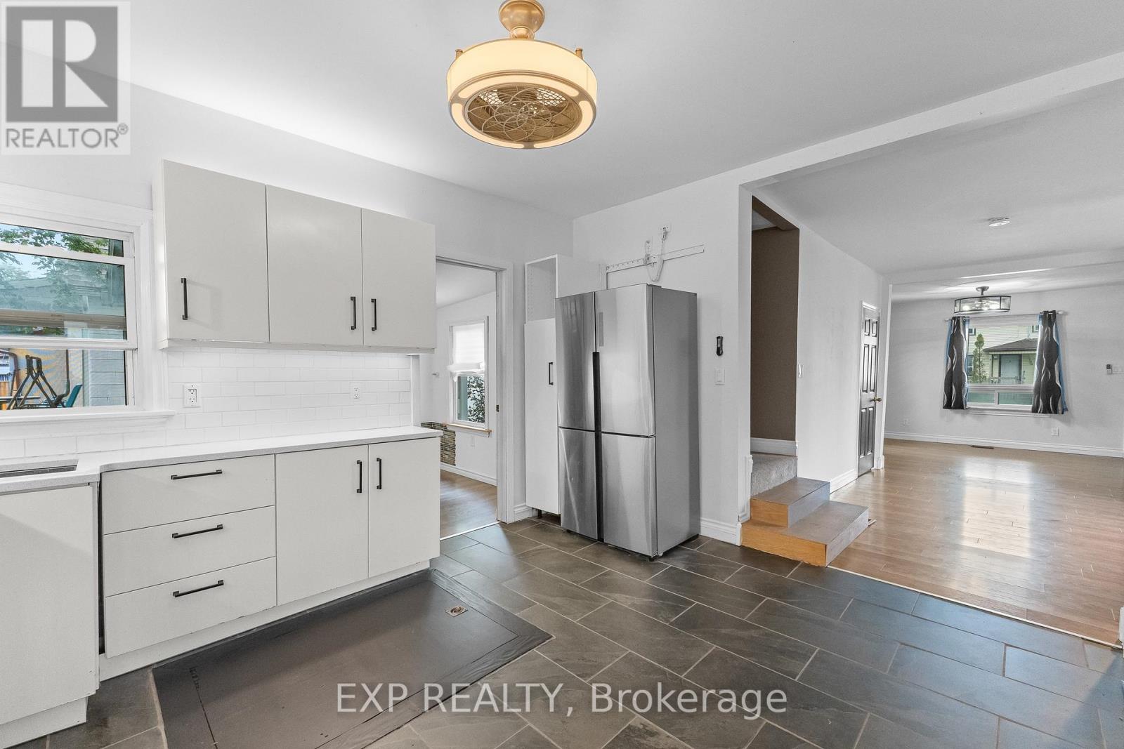 76 Bell Street, Port Colborne, Ontario  L3K 1H6 - Photo 8 - X13736376