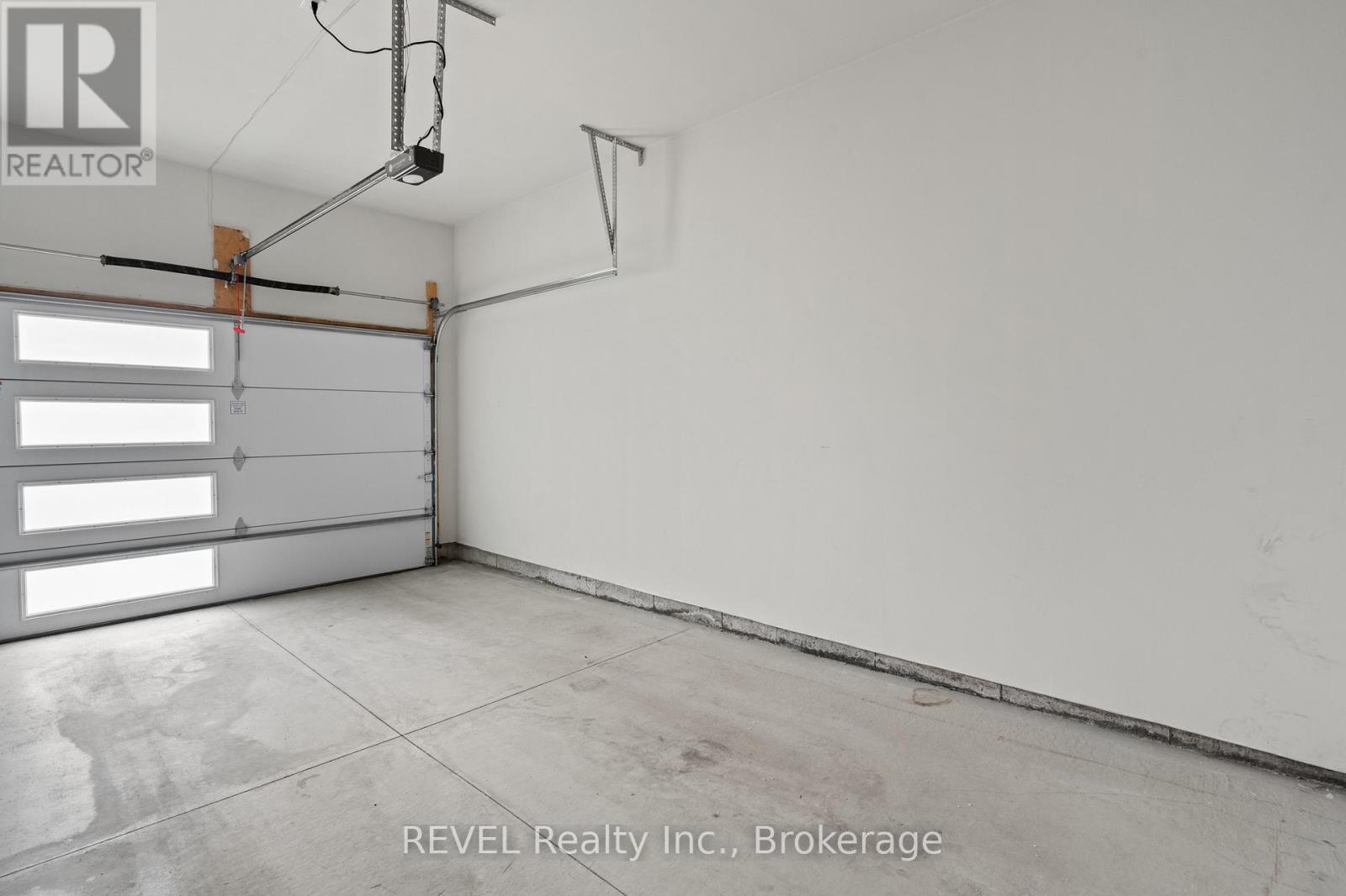 7 - 7138 Parsa St Niagara Falls Street, Niagara Falls, Ontario  L2H 3W1 - Photo 33 - X13736570