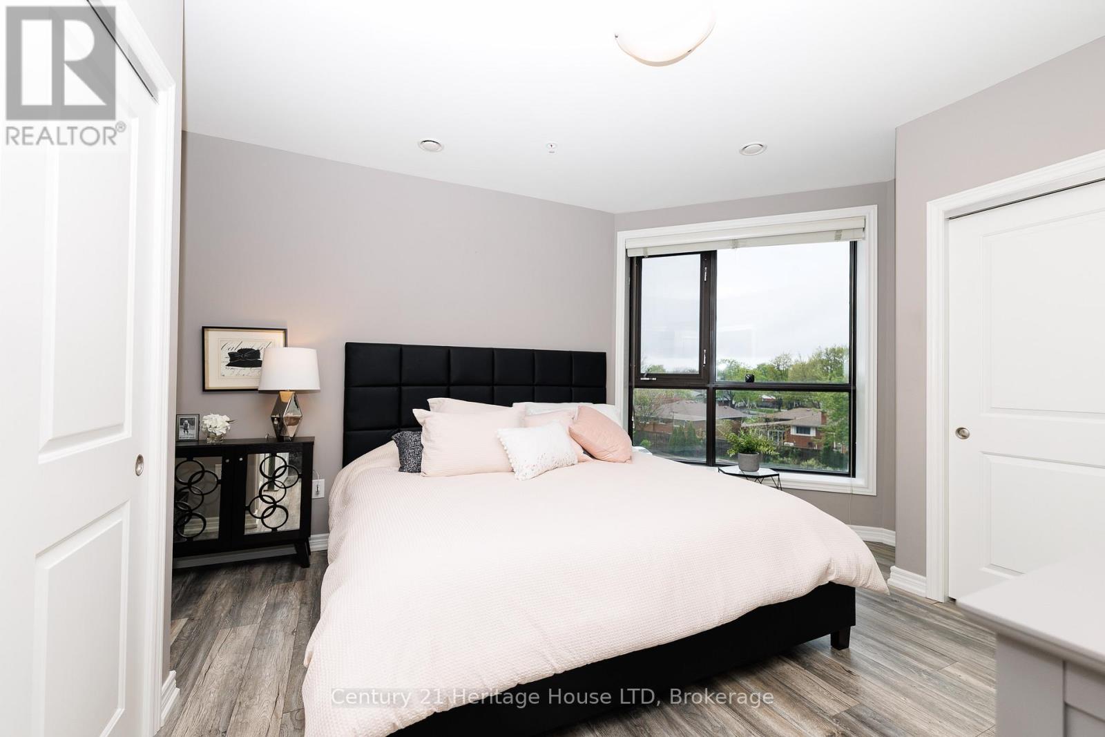 307 - 379 Scott Street, St. Catharines, Ontario  L2M 3W2 - Photo 15 - X13736590