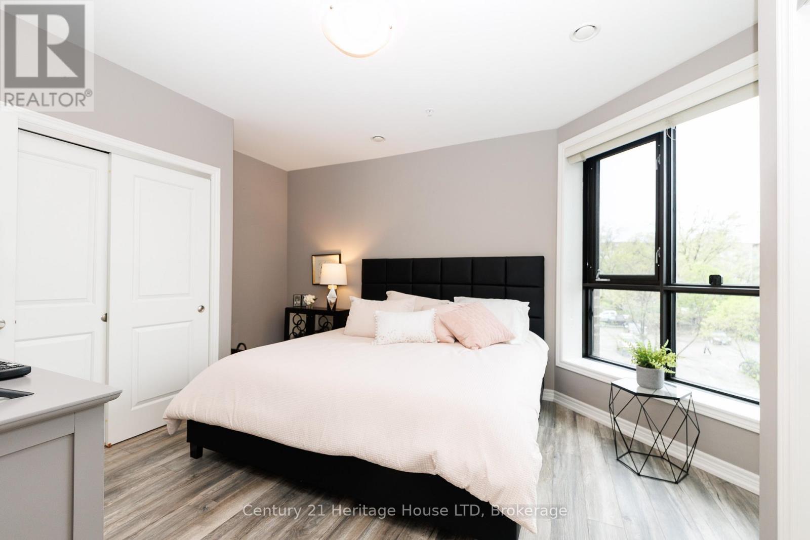 307 - 379 Scott Street, St. Catharines, Ontario  L2M 3W2 - Photo 17 - X13736590