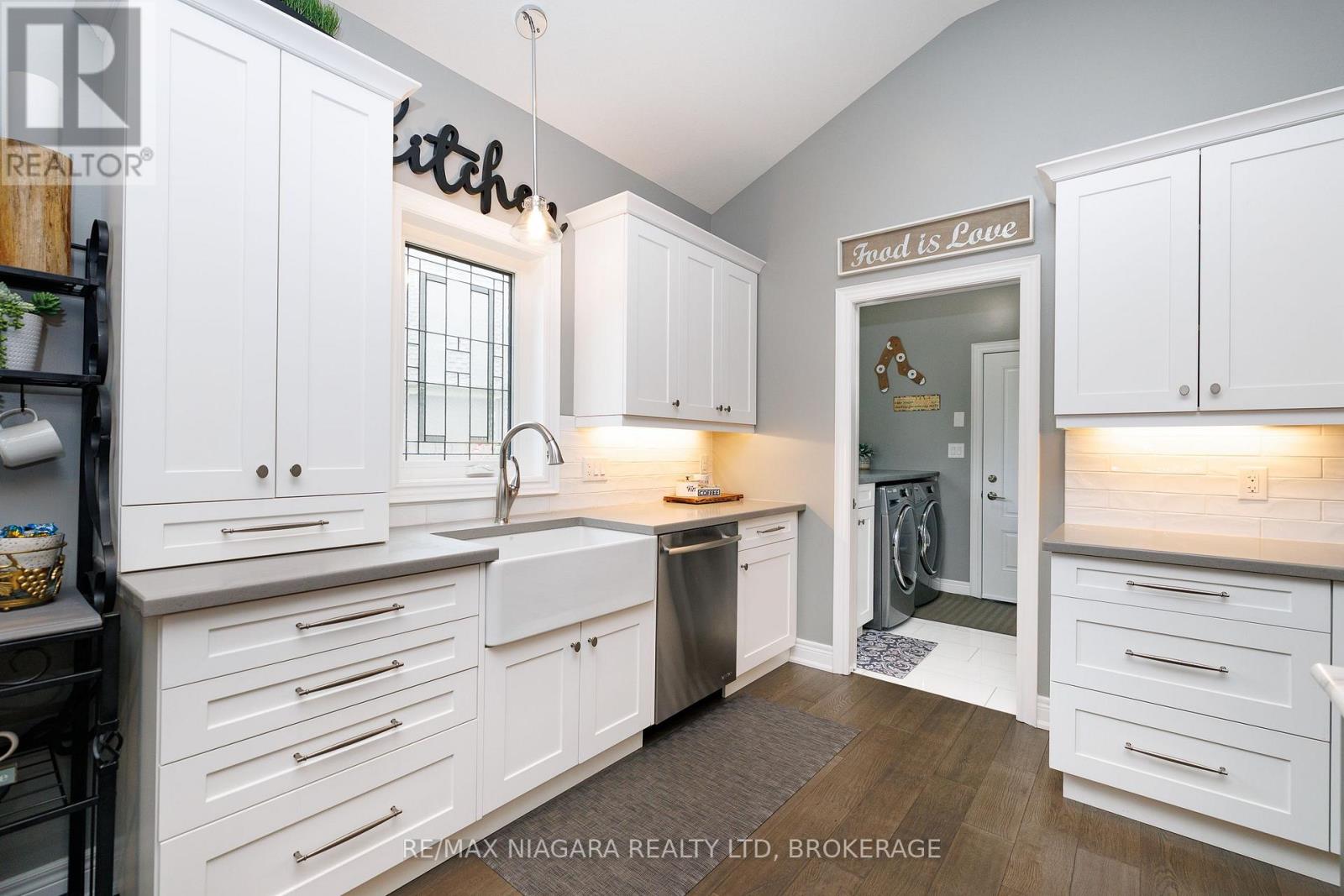 36 Derbyshire Drive, Fort Erie, Ontario  L0S 1N0 - Photo 11 - X13737240