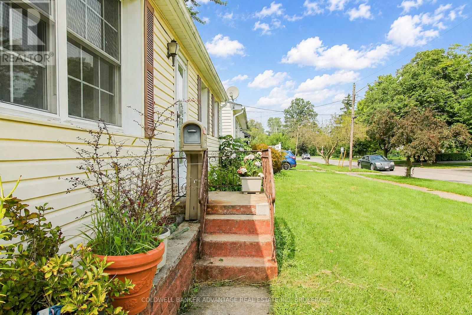 28 Marshall Avenue, Welland, Ontario  L3C 2N2 - Photo 4 - X13738298