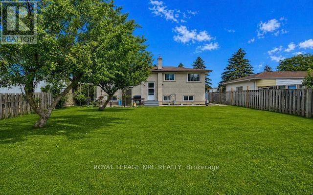 23 Northgate Drive, Welland, Ontario  L3C 5Y2 - Photo 3 - X13738574