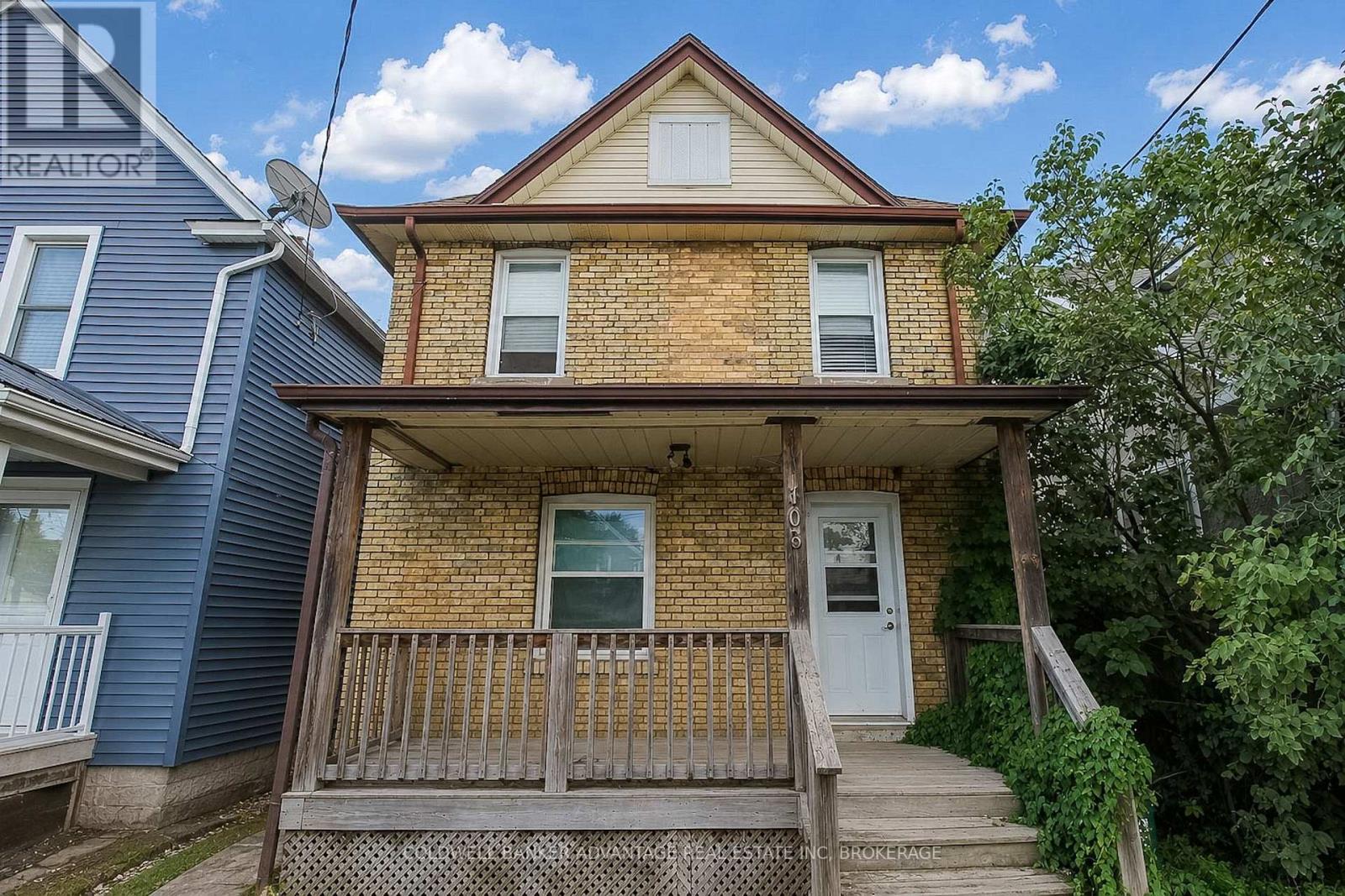 305 BURGAR STREET, Welland, Ontario