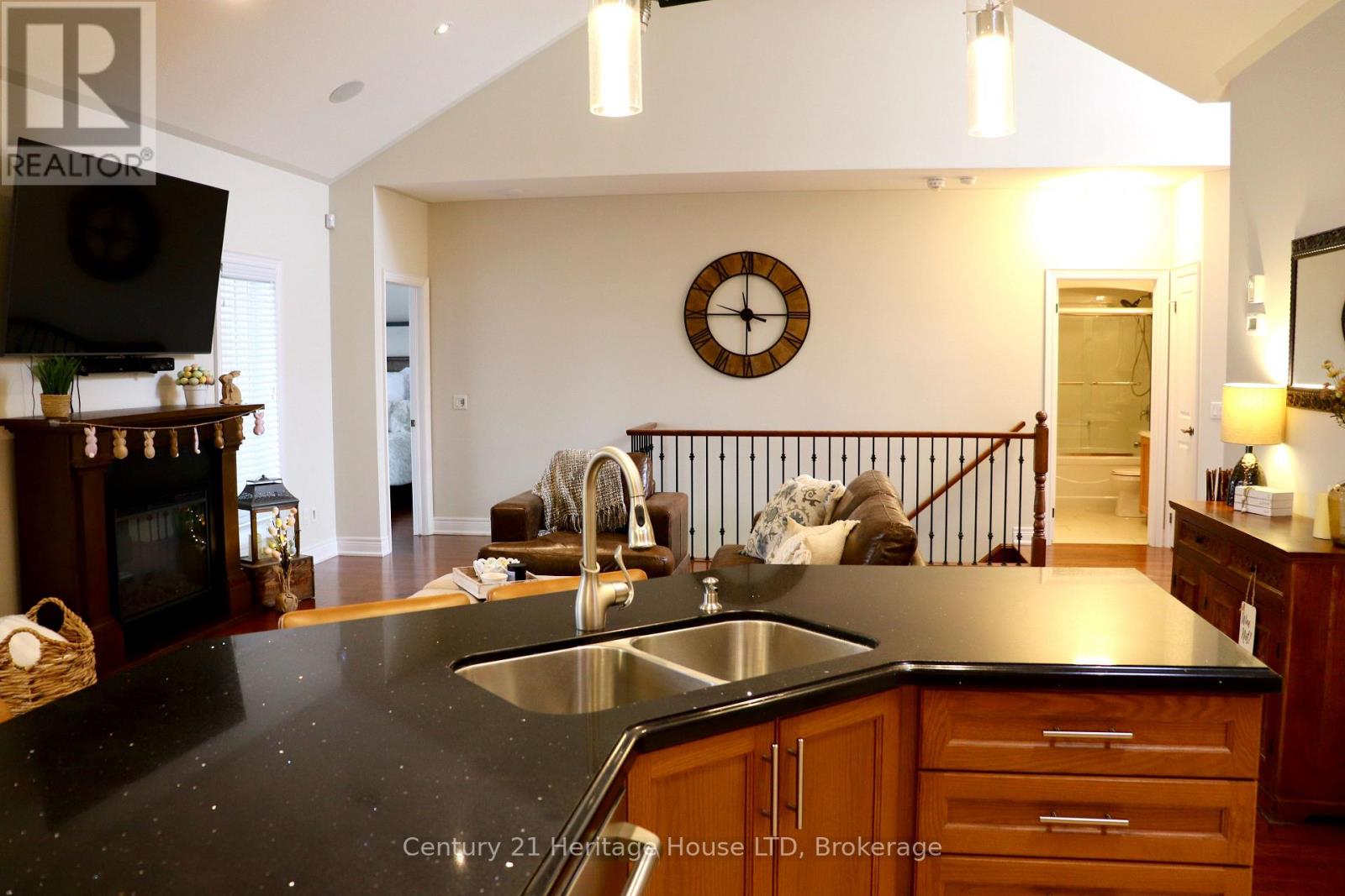 3984 Village Creek Drive, Fort Erie, Ontario  L0S 1S0 - Photo 15 - X13739188