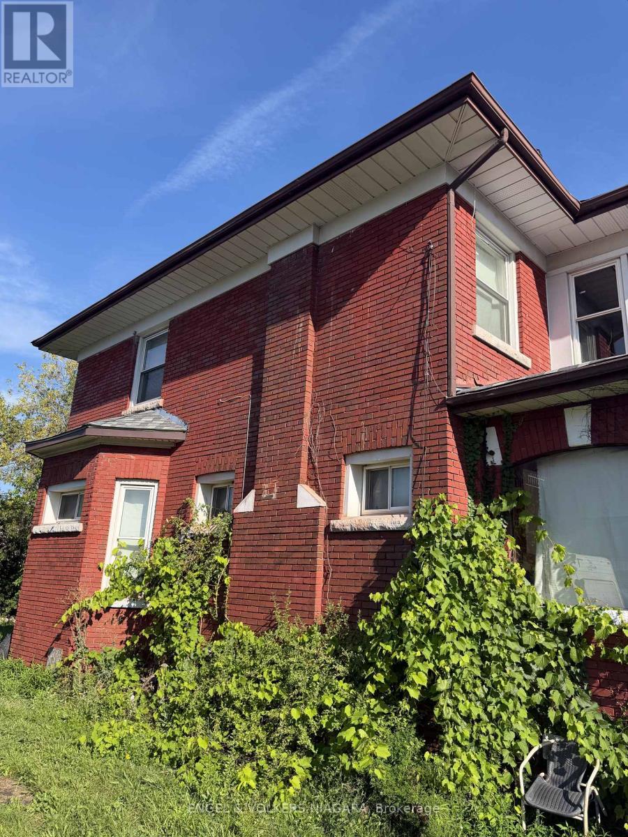 4689 Crysler Avenue, Niagara Falls, Ontario  L2E 3V7 - Photo 5 - X13739304