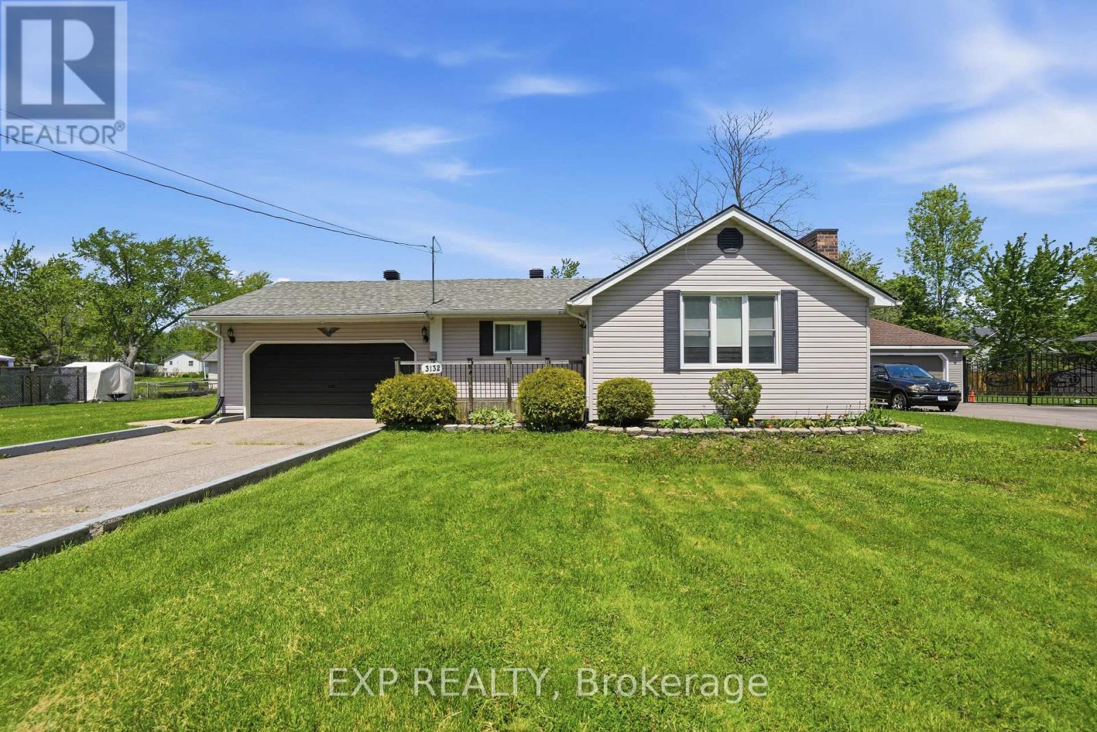 3132 EVADERE AVENUE, Fort Erie, Ontario