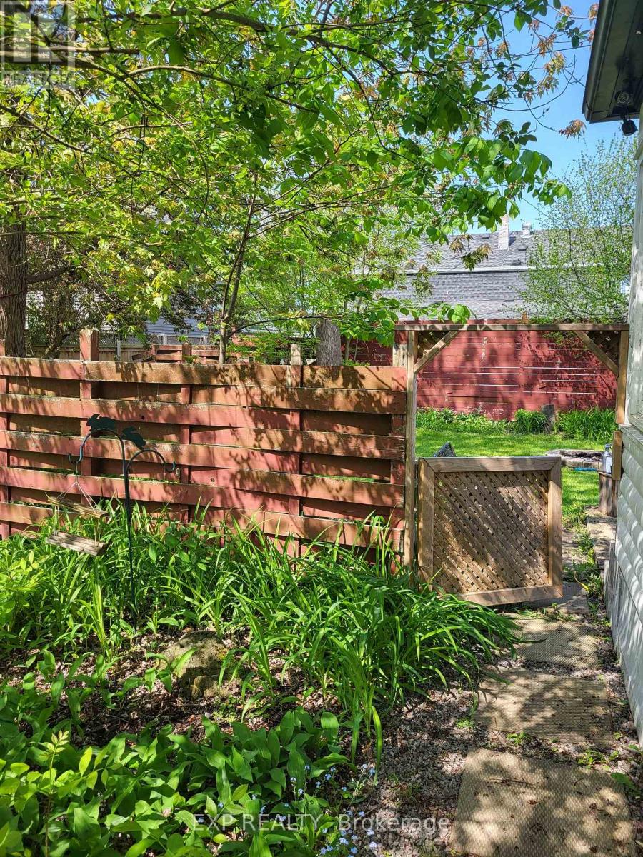 1317 Dominion Road, Fort Erie, Ontario  L2A 1J2 - Photo 6 - X13740488