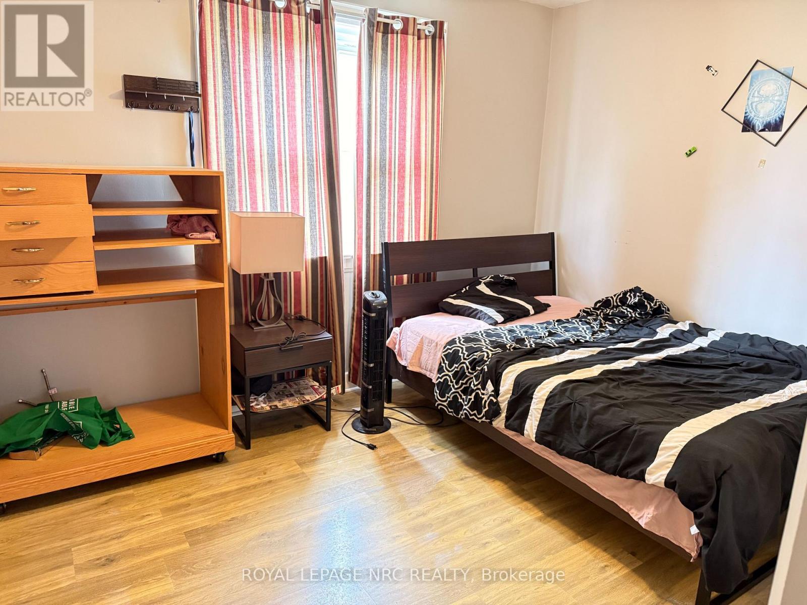 5583 Byng Avenue, Niagara Falls, Ontario  L2G 5C6 - Photo 3 - X13740728