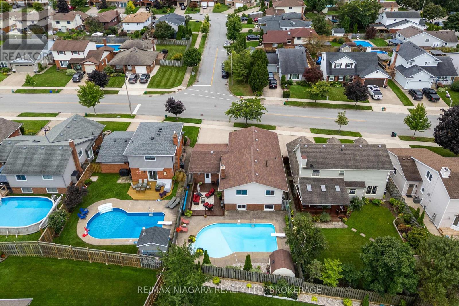 7851 Chorozy Street, Niagara Falls, Ontario  L2H 2N6 - Photo 34 - X13741950
