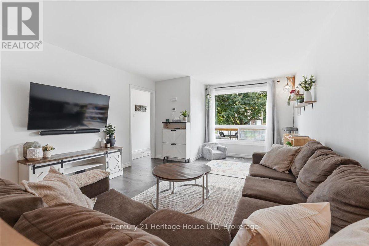 63 Silvan Drive, Welland, Ontario  L3C 6C1 - Photo 11 - X13742208