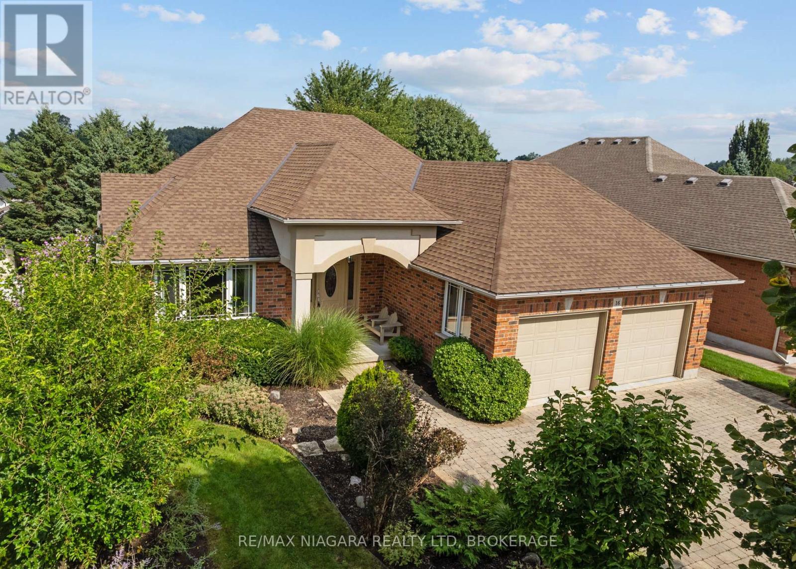 16 CHERRY RIDGE BOULEVARD, Pelham, Ontario