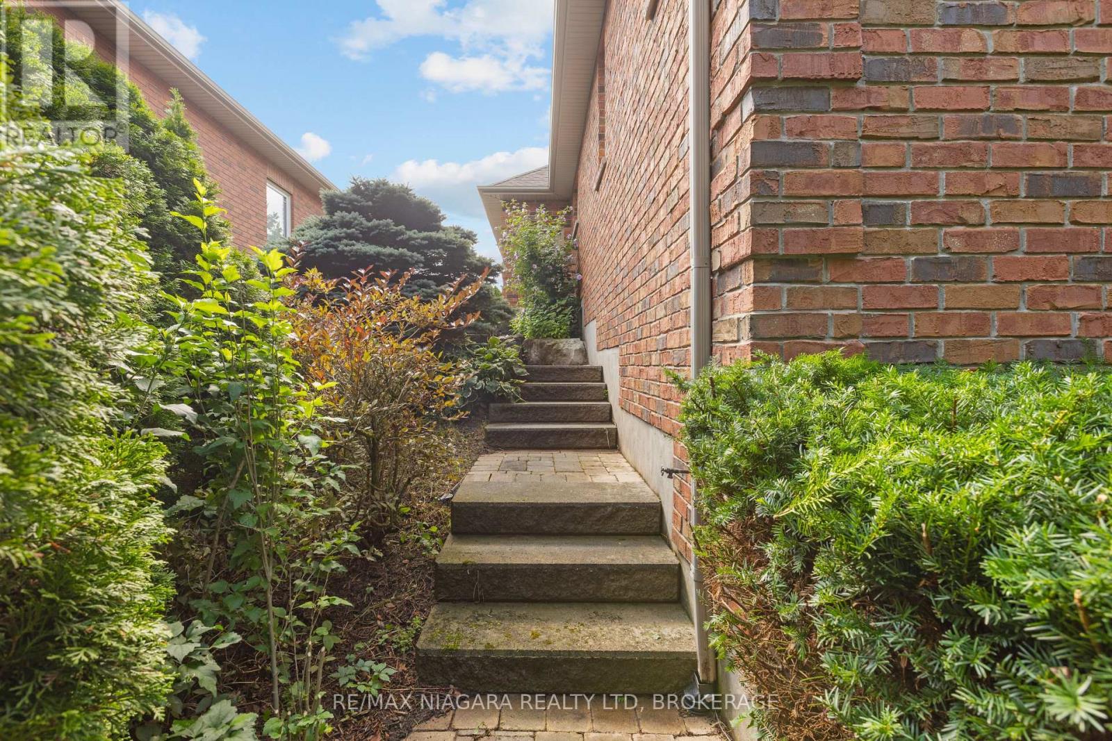 16 Cherry Ridge Boulevard, Pelham, Ontario  L0S 1C0 - Photo 7 - X13742376