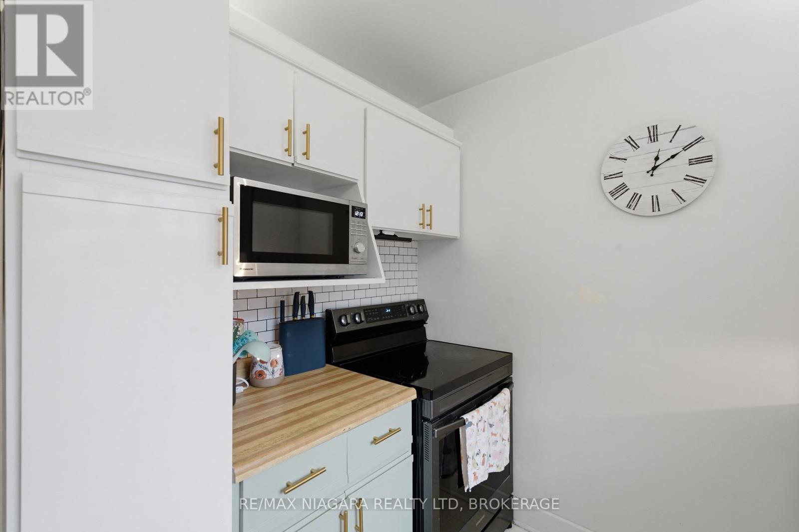222 Neff Street, Port Colborne, Ontario  L3K 3T6 - Photo 13 - X13743356