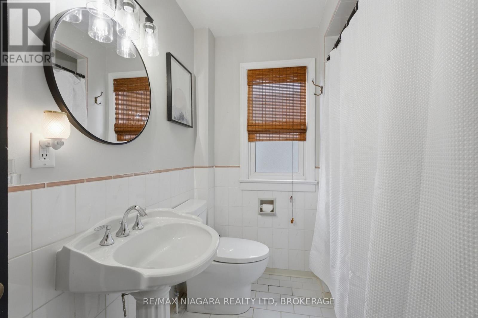 222 Neff Street, Port Colborne, Ontario  L3K 3T6 - Photo 17 - X13743356