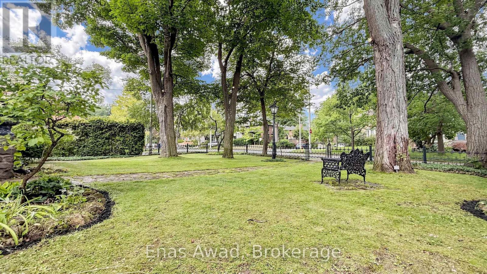 97 Glengrove Avenue W, Toronto, Ontario  M4R 1N8 - Photo 5 - C13743494