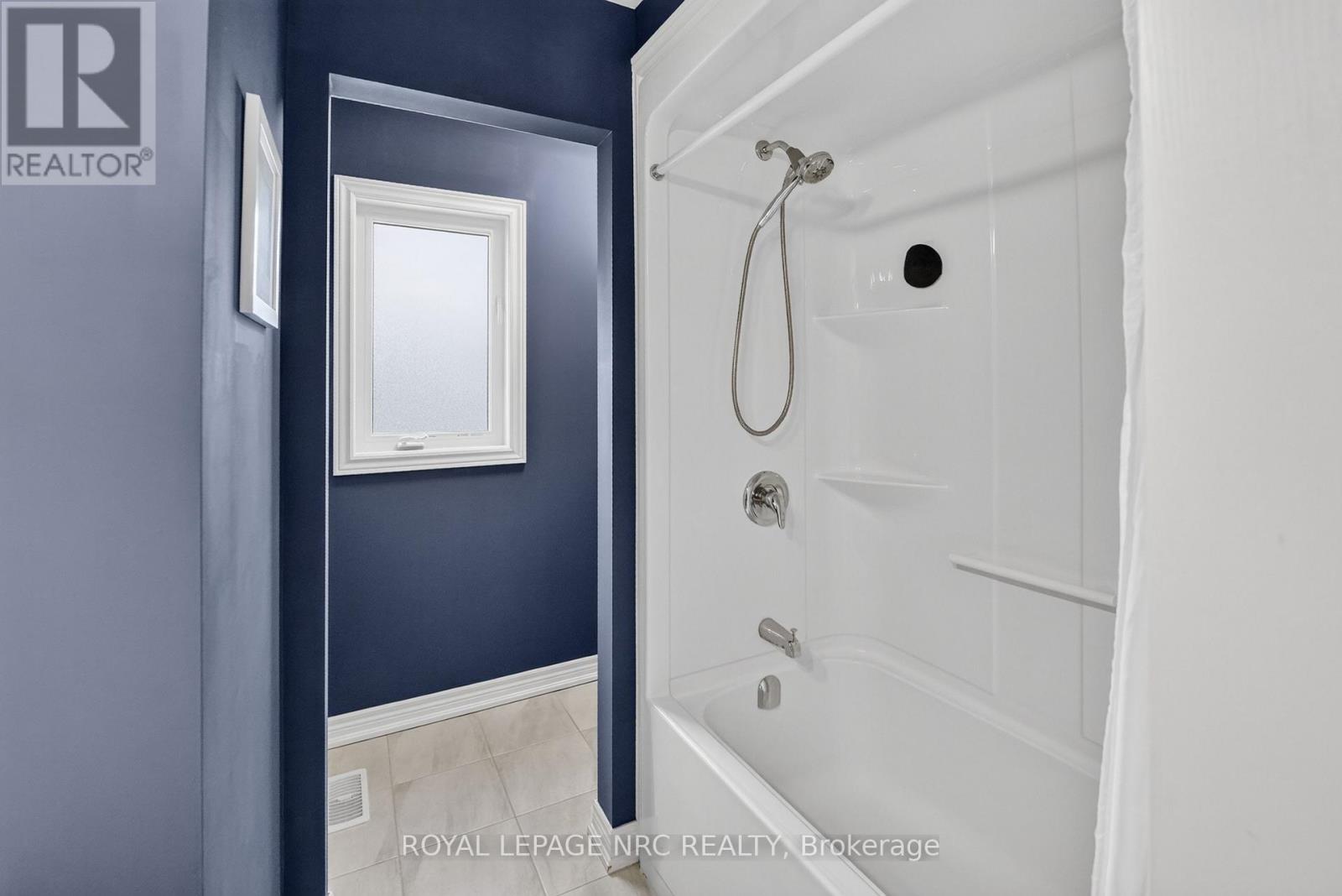 7794 Clendenning Street, Niagara Falls, Ontario  L2G 0H2 - Photo 27 - X13743986