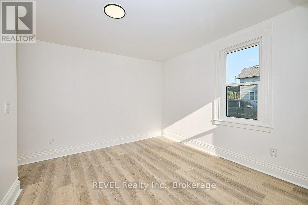 245 Stanton Street, Fort Erie, Ontario  L2A 3N8 - Photo 9 - X13744480
