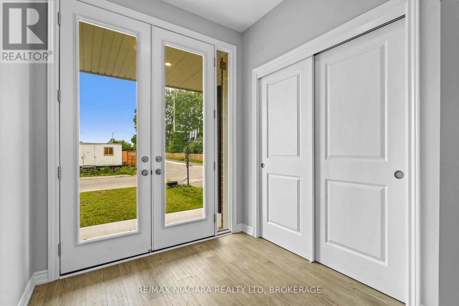 226 Wellandvale Drive, Welland, Ontario  L3C 7C7 - Photo 4 - X13744686