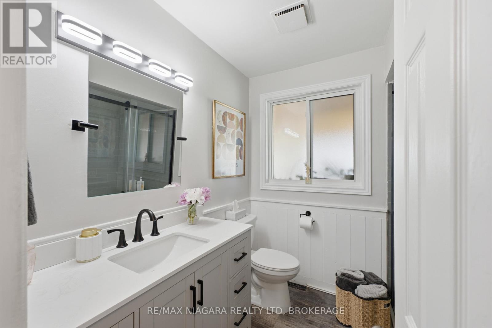 1042 Lakeshore Road W, St. Catharines, Ontario  L2R 6P9 - Photo 20 - X13744688